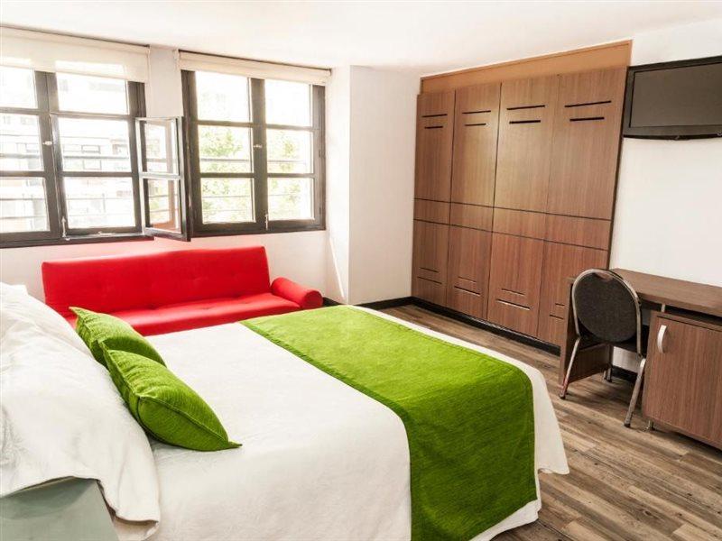 Hotel Bogota Virrey Esterno foto