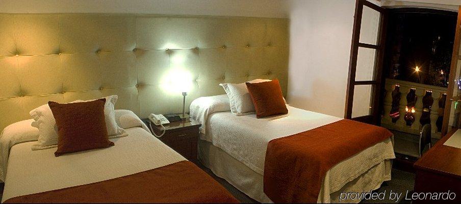 Hotel Bogota Virrey Esterno foto