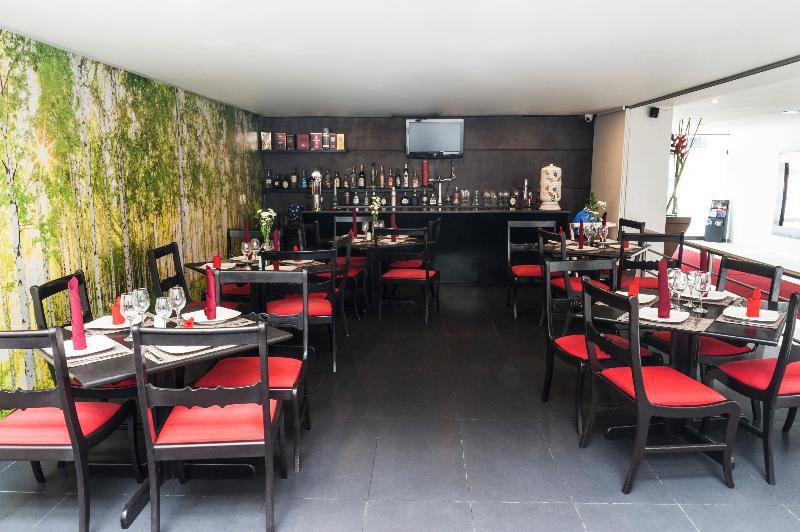 Hotel Bogota Virrey Esterno foto
