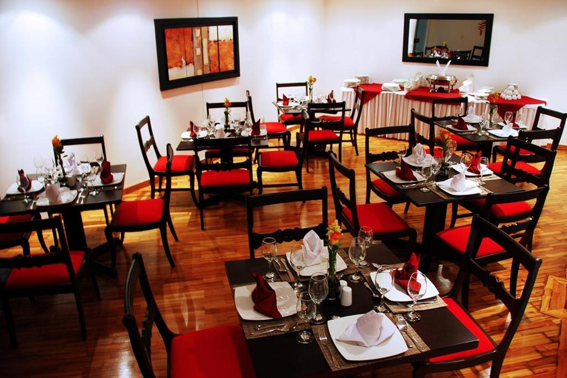 Hotel Bogota Virrey Esterno foto