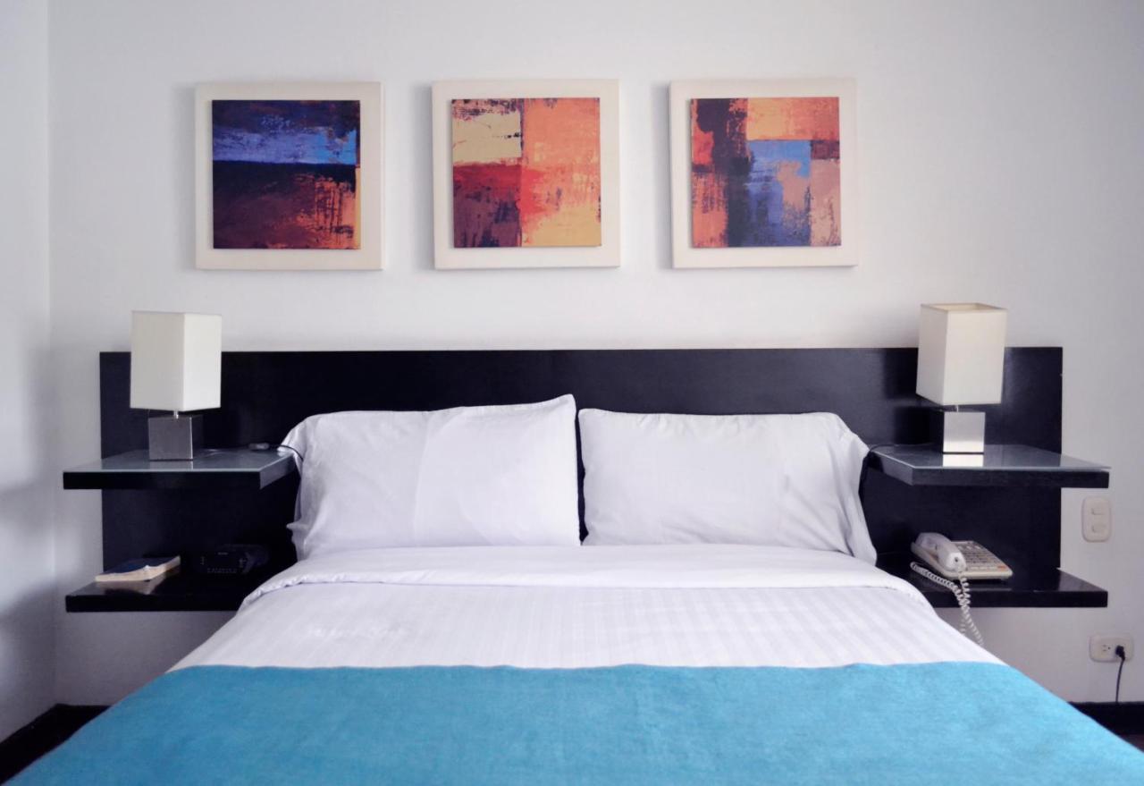 Hotel Bogota Virrey Esterno foto